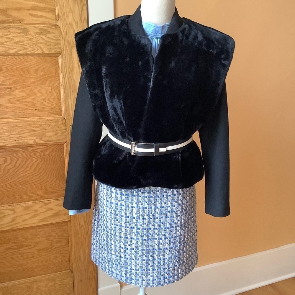 VINTAGE Black Faux Fur Cropped Vest Collarless Open Front Plush Waistcoat XL - Picture 12 of 13